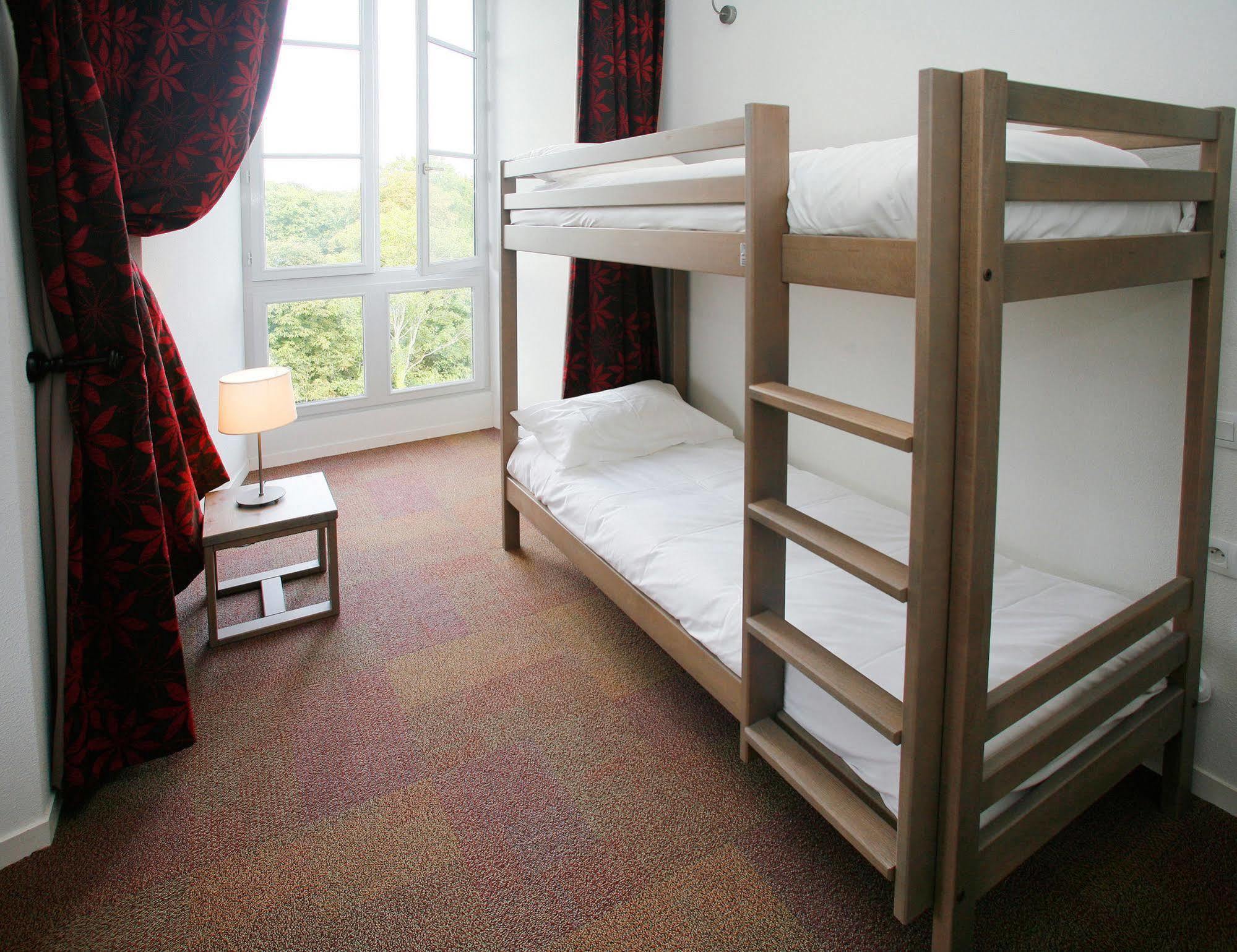 Residence Prestige Odalys Le Chateau De Keraveon 埃尔德旺 外观 照片