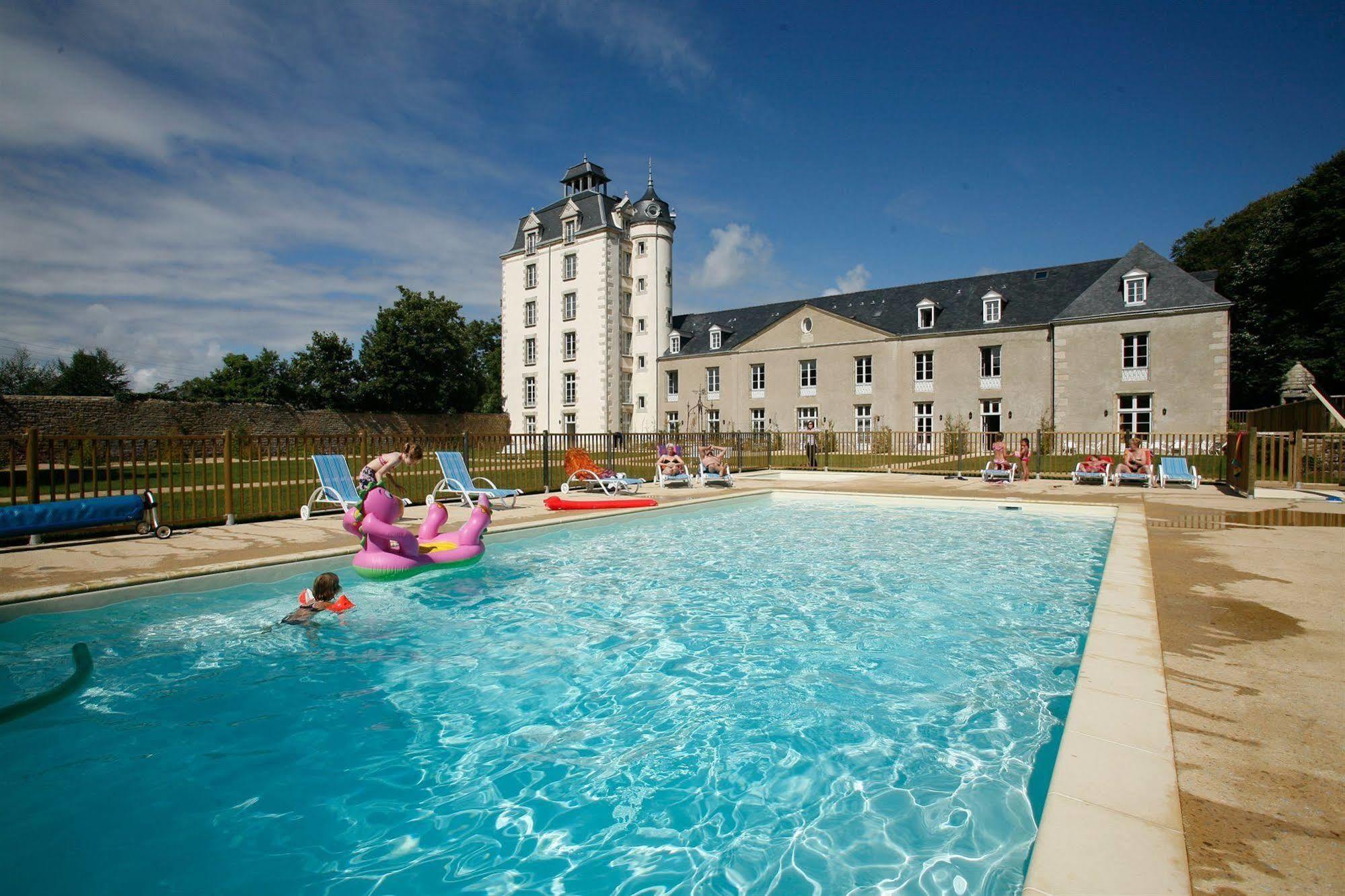 Residence Prestige Odalys Le Chateau De Keraveon 埃尔德旺 外观 照片