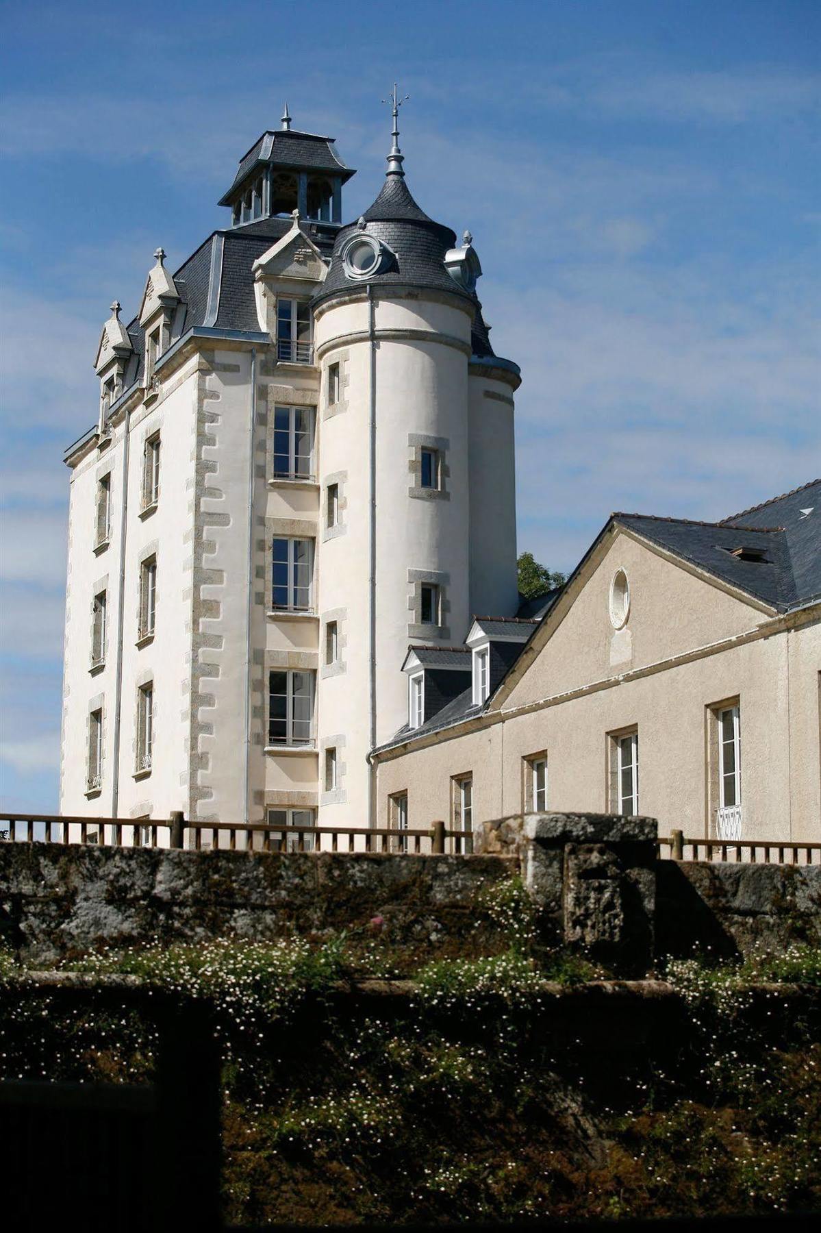 Residence Prestige Odalys Le Chateau De Keraveon 埃尔德旺 外观 照片